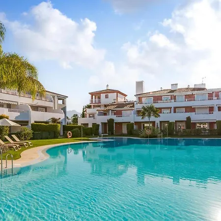 Cozy In With Wifi Apartment Estepona
