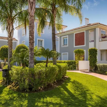 Cozy In With Wifi Apartment Estepona
